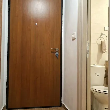Podgorica Apartment דירה *
